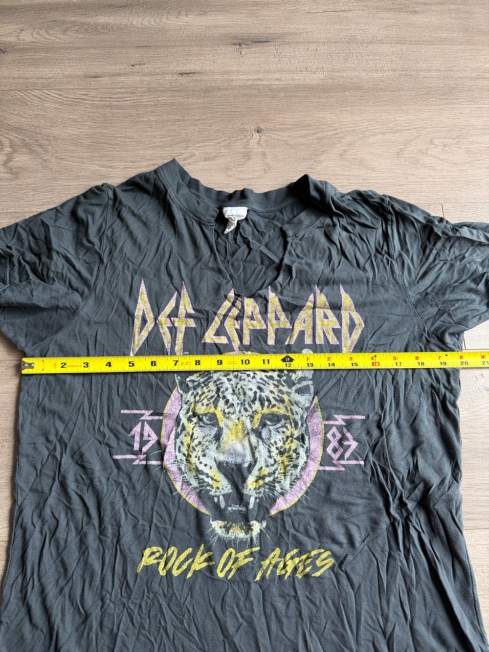 Letluv Def Leppard Rock of Ages t-shirt - size medium - Picture 3 of 6